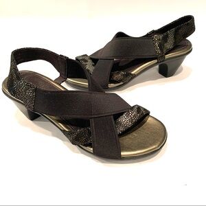 New Balance Aravon black Slingback Sandals metallic snake